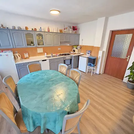 Apartmán Im Erdgeschoss Mit Terrasse Und Grill By Interhome *