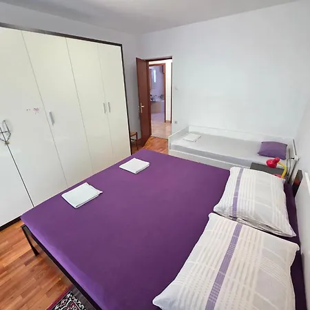 Apartmán Im Erdgeschoss Mit Terrasse Und Grill By Interhome *