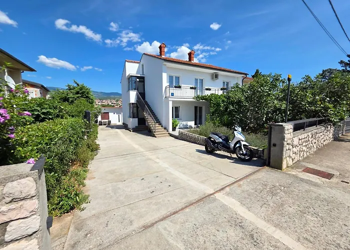 Im Erdgeschoss Mit Terrasse Und Grill By Interhome Apartment *